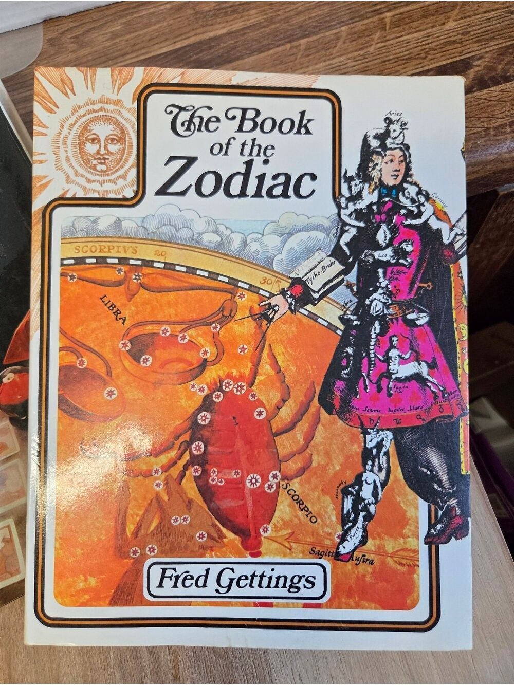 Vintage 70s 2-Piece Fortune Tellers & Zodiac Hard Cover Books - Picture 2 of 13
